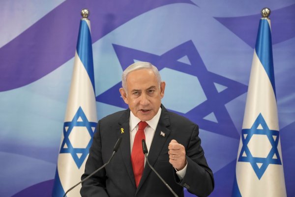 Israels Ministerpräsident Netanjahu sagte, Israel handle im Iran, um die «existenzielle Bedrohung», die von dem Land ausgehe, zu neutralisieren. (Archivbild) - © Maya Alleruzzo/AP/dpa