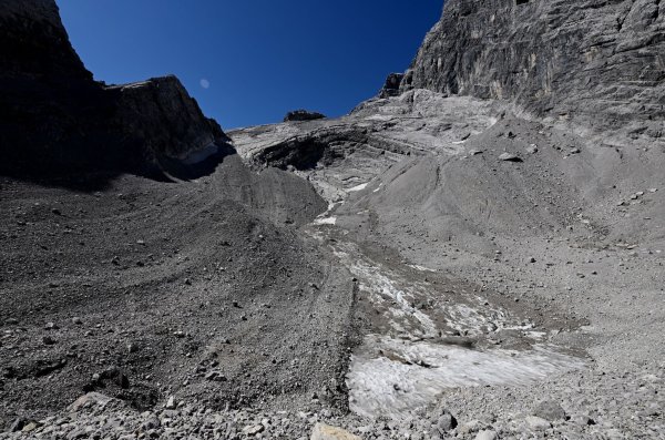 Was vom Watzmanngletscher übrig ist im Jahr 2025. - © Angelika Warmuth/dpa