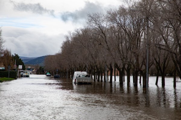 Wissenschaftler des Potsdam-Instituts für Klimafolgenforschung (PIK) haben Überschwemmungen in Europa, wie hier in Spanien, untersucht. (Archivbild) - © Rafael Bastante/EUROPA PRESS/dpa