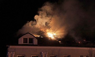 In einem Mehrfamilienhaus in Ludwigslust ist ein Feuer ausgebrochen. - Ralf Drefin/dpa In einem Mehrfamilienhaus in Ludwigslust ist ein Feuer ausgebrochen. - Ralf Drefin/dpa