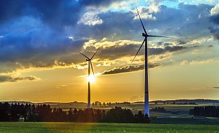 Die Stadt wird künftig an den Erträgen der Windkraftanlagen finanziell beteiligt. - Symbolbild: Pixabay Die Stadt wird künftig an den Erträgen der Windkraftanlagen finanziell beteiligt. - Symbolbild: Pixabay