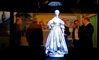 Hologramme und andere Erfahrungen bereichern die Ausstellung. - Sven Koch