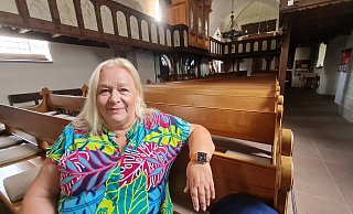 Birgitt Höhn möchte gern Bürgermeisterin von Schieder-Schwalenberg werden. Sie tritt für die Grünen an, und ihr Lieblingsort ist die Kirche in Schwalenberg. - Marianne Schwarzer