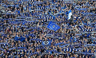 Die Fans des Hamburger SV freuen sich schon auf das Nordderby in Bremen. - Marcus Brandt/dpa Die Fans des Hamburger SV freuen sich schon auf das Nordderby in Bremen. - Marcus Brandt/dpa