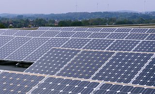 Photovoltaikanlagen auf dem Dach oder auf Parkplätzen - einige Fraktionen könnten sich das in Detmold gut vorstellen. - Kreis Lippe
