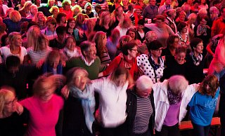Für das Rudelsingen können Karten bereits im Vorverkauf erworben werden. - Bildrechte: Rudelsingen/Joachim Pantel Für das Rudelsingen können Karten bereits im Vorverkauf erworben werden. - Bildrechte: Rudelsingen/Joachim Pantel
