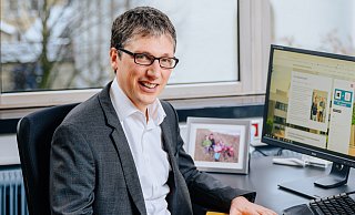 Martin Hoffmann ist Bürgermeister der Gemeinde Leopoldshöhe und will es bleiben. - BESIM MAZHIQI