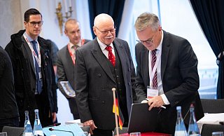 Gewalt im Fußball war eines der Themen der Innenministerkonferenz in Bremen. - Sina Schuldt/dpa