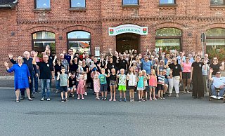 Sabbenhausen hält zusammen - und glänzt beim Dorfwettbewerb. Mit dem Mehrgenerationentreffpunkt ist der Ort auch für den Deutschen Nachbarschaftspreis nominiert. - Förderverein Sabbenhausen/ Klaus Meier