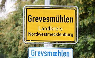 Den Ermittlern zufolge blieb das achtjährige Mädchen beim Vorfall in Grevesmühlen unverletzt. - Bernd Wüstneck/dpa Den Ermittlern zufolge blieb das achtjährige Mädchen beim Vorfall in Grevesmühlen unverletzt. - Bernd Wüstneck/dpa