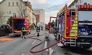 Einsatz in der Röntgenstraße. - Feuerwehr Detmold