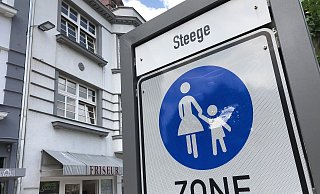 Zankapfel: Die Fußgängerzone soll erheblich ausgeweitet werden. Das finden längst nicht alle gut. Grüne, FDP und Freie Wähler wollen das Thema im Ortsausschuss diskutieren. - Sven Kienscherf Zankapfel: Die Fußgängerzone soll erheblich ausgeweitet werden. Das finden längst nicht alle gut. Grüne, FDP und Freie Wähler wollen das Thema im Ortsausschuss diskutieren. - Sven Kienscherf