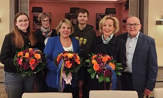 Benita Henning (von links), Claudia Brinkmann, Martina Hannen, Marco Gödeke, Gudrun Kopp und Olaf Henning sehen die FDP Lage gut gerüstet für den Kommunalwahlkampf . - Fotorechte: FDP Lage
