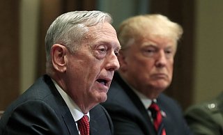 Der frühere US-Verteidigungsminister James Mattis kritisiert Trump heftig. - Foto: Manuel Balce Ceneta/AP/dpa