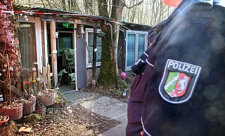 Die Baracke des verurteilten Haupttäters Andreas V. ist längst Geschichte, jetzt geht es um die politische Aufarbeitung. - Bernhard Preuss Die Baracke des verurteilten Haupttäters Andreas V. ist längst Geschichte, jetzt geht es um die politische Aufarbeitung. - Bernhard Preuss