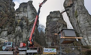 Ade! Hier wird das alte Kassenhäuschen das um die 20 Jahre im Einsatz war abtransportiert. - Stephanie Theuner/Landesverband Lippe Ade! Hier wird das alte Kassenhäuschen das um die 20 Jahre im Einsatz war abtransportiert. - Stephanie Theuner/Landesverband Lippe