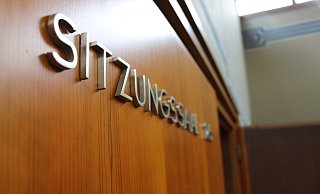 Landgericht Detmold Sitzungssaal - Janet König Landgericht Detmold Sitzungssaal - Janet König