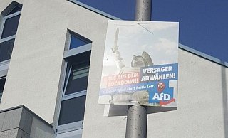 Das Plakat der AfD zeigt ein Foto vom Hermannsdenkmal. - Jörg Schäfer