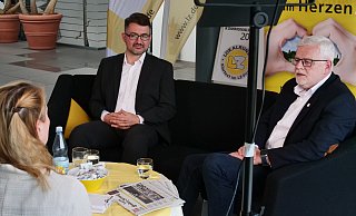 Christian Sauter (Mitte) und Ralf Klemme im LZ-Gespräch mit Lorraine Brinkmann. - Jörg Hagemann