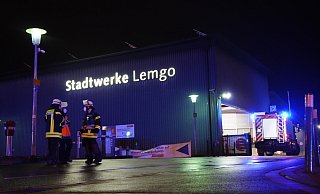 Die Feuerwehr rückte mit vielen Fahrzeugen an. - Freitag TV