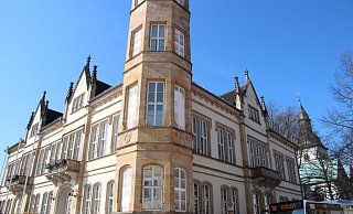 Der Rat tagt am 10. April zum Thema im Rathaus. - Cordula Gröne Der Rat tagt am 10. April zum Thema im Rathaus. - Cordula Gröne