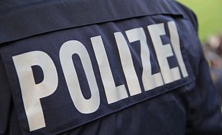 Der Täter entkam, jetzt bittet die Polizei um Zeugenhinweise. - Symbolbild: Pixabay
