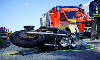 Das Motorrad war in den Gegenverkehr gedriftet. - Freitag Medien Gruppe