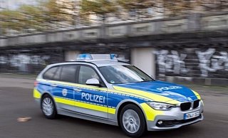 Bis zum Eintreffen der Polizei wurden die drei Personen von Ladendetektiven festgehalten. - Symbolbild: Bernhard Preuss Bis zum Eintreffen der Polizei wurden die drei Personen von Ladendetektiven festgehalten. - Symbolbild: Bernhard Preuss