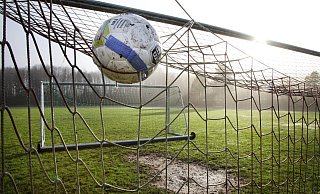 Ginge es nach den Sportvereinen, könnte am Eggestadion ein Kunstrasenplatz entstehen. In Gesprächen mit der Verwaltung und dem Stadtsportverband herrschte Einvernehmen, diesen Standort zu wählen. - Bernhard Preuss