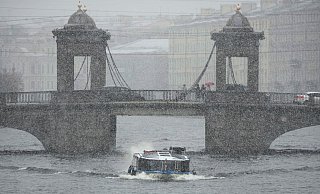 Die Millionenmetropole St. Petersburg galt lange als eine der Hauptstädte des Verbrechens in Russland. (Archivbild) - Dmitri Lovetsky/AP/dpa