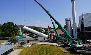 Der Schornstein wird abgebaut.  - Stadtwerke Lemgo GmbH