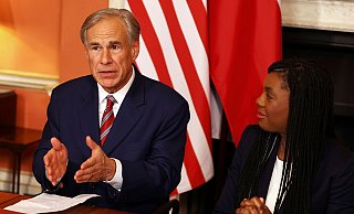 US-Gouverneur Greg Abbott. (Archivfoto) - Peter Nicholls/Pool Getty Images Europe/AP/dpa US-Gouverneur Greg Abbott. (Archivfoto) - Peter Nicholls/Pool Getty Images Europe/AP/dpa