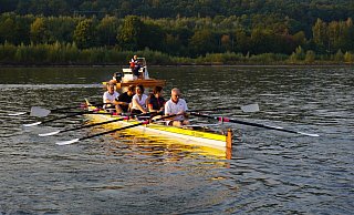 Jungfernfahrt des neuen Mannschaftsbootes "Emmer" auf dem Schiedersee. - Michaela Weiße(LZ)