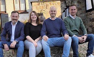 Der Vorstand der Bürgerstiftung Schwalenberg mit Marcus Rohde (von links), Sinah Strunk, Garlef Schierholz und Daniel Sermond freut sich über das erfolgreiche Ranking im bundesweiten Vergleich. - Heike Kreienmeier Der Vorstand der Bürgerstiftung Schwalenberg mit Marcus Rohde (von links), Sinah Strunk, Garlef Schierholz und Daniel Sermond freut sich über das erfolgreiche Ranking im bundesweiten Vergleich. - Heike Kreienmeier