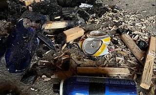 Illegales Lagerfeuer beschädigt die Grillhütte am Hettberg in Alverdissen. - Sylvia Frevert