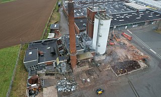 Vom alten Fernwärmewerk ist bald nicht mehr viel übrig. - Phoenix Contact Vom alten Fernwärmewerk ist bald nicht mehr viel übrig. - Phoenix Contact