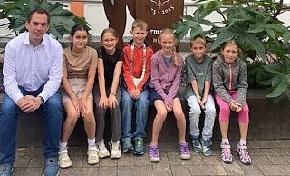 Die Kinder hatten viel Spaß mit Bürgermeister Torben Blome. - Stadt Lügde Die Kinder hatten viel Spaß mit Bürgermeister Torben Blome. - Stadt Lügde