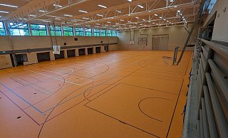 Die Dreifeldhalle in Hohenhausen kann nach Jahren des Umbaus wieder von den Vereinen und Schulen genutzt werden. - Gemeinde Kalletal Die Dreifeldhalle in Hohenhausen kann nach Jahren des Umbaus wieder von den Vereinen und Schulen genutzt werden. - Gemeinde Kalletal