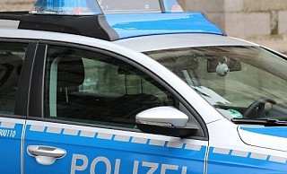 Die Beamten mussten nur der Spur des beschädigten Autos folgen. - dpa Die Beamten mussten nur der Spur des beschädigten Autos folgen. - dpa