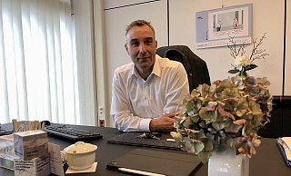 Dirk Tolkemitt in seinem Büro im Rathaus an der Rudolph-Brandes-Allee. - Sven Kienscherf Dirk Tolkemitt in seinem Büro im Rathaus an der Rudolph-Brandes-Allee. - Sven Kienscherf