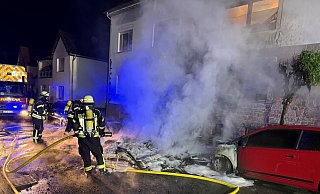 Zu einem Großeinsatz rückte die Blomberger Wehr in den Wesselweg aus. - Feuerwehr Blomberg Zu einem Großeinsatz rückte die Blomberger Wehr in den Wesselweg aus. - Feuerwehr Blomberg