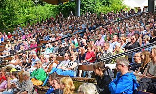 Die Freilichtbühne Bellenberg ist zu seinen Spielzeiten stets bestens besucht. - Archivfoto: Nicole Ellerbrake Die Freilichtbühne Bellenberg ist zu seinen Spielzeiten stets bestens besucht. - Archivfoto: Nicole Ellerbrake