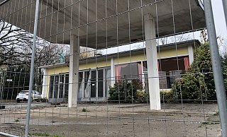 Abriss oder nicht? Das ist hier die Frage. Die Stadt möchte den Bagger bestellen, „Alt Lemgo" lieber Sanierung und Erhalt. - Till Brand Abriss oder nicht? Das ist hier die Frage. Die Stadt möchte den Bagger bestellen, „Alt Lemgo" lieber Sanierung und Erhalt. - Till Brand