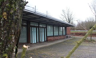 Steht seit der Schließung leer: der Aldi in Schieder. - Michaela Weiße Steht seit der Schließung leer: der Aldi in Schieder. - Michaela Weiße
