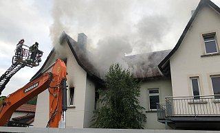Ein Wohnhaus in Hiddesen hat am Mittwochabend die Feuerwehr beschäftigt. - Feuerwehr Detmold