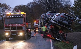 Nach Auskunft von Anwohnern handelt es sich offenbar um den vierten Unfall an dieser Stelle innerhalb eines Jahres. - Thomas Dohna Nach Auskunft von Anwohnern handelt es sich offenbar um den vierten Unfall an dieser Stelle innerhalb eines Jahres. - Thomas Dohna