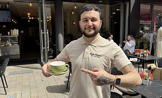 Guiliano Russo hat sich mit der Eröffnung des Café Milano seinen Traum von der Selbstständigkeit erfüllt. - Sandra Castrup