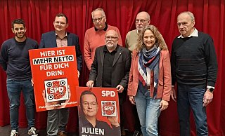 Neuer Verein, neuer Kandidat: Sebastian Engbrocks, Julien Thiede, Dieter Hartwig, Manfred Rehse, Heinz-Günter Niehus, Heidi Lagemann, Heinrich Wischnewski. - SPD Kalletal Neuer Verein, neuer Kandidat: Sebastian Engbrocks, Julien Thiede, Dieter Hartwig, Manfred Rehse, Heinz-Günter Niehus, Heidi Lagemann, Heinrich Wischnewski. - SPD Kalletal