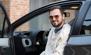 Für Alexandru Socacin, Inhaber von „pestXpert“ in Schieder-Schwalenberg, ist die Verwechslungsgefahr ein großes Problem. Eine Schieder-Schwalenbergerin wollte einen ortsnahen Schädlingsbekämpfer engagieren. Doch die Googlesuche nur mit dem Firmennamen führte sie zu einem Vermittler im Ruhrgebiet, zum Schluss gab es eine dicke Rechnung. - Fotorechte: Alexandru Socacin