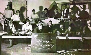 Der Verein „Sturmvogel“ baute im hinteren Teil der Wolfseiche um 1930 die ersten Segelflugzeuge. - Horst Biere / Quelle: Heinz Risse Der Verein „Sturmvogel“ baute im hinteren Teil der Wolfseiche um 1930 die ersten Segelflugzeuge. - Horst Biere / Quelle: Heinz Risse